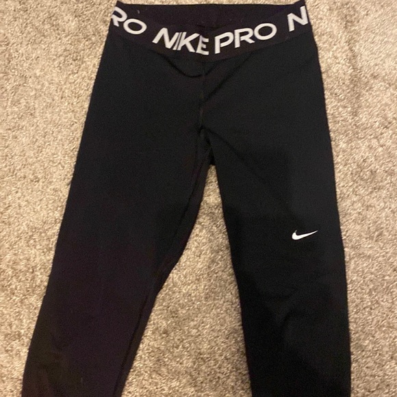 Nike black mesh paneled leggings - Picture 1 of 3